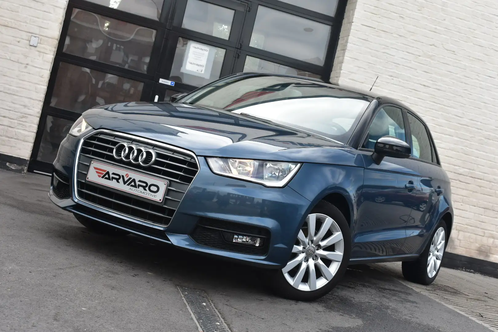 Audi A1 1.0 TFSI Navi / PDC / Verw Zetels / 68Dkm/Garantie Bleu - 1