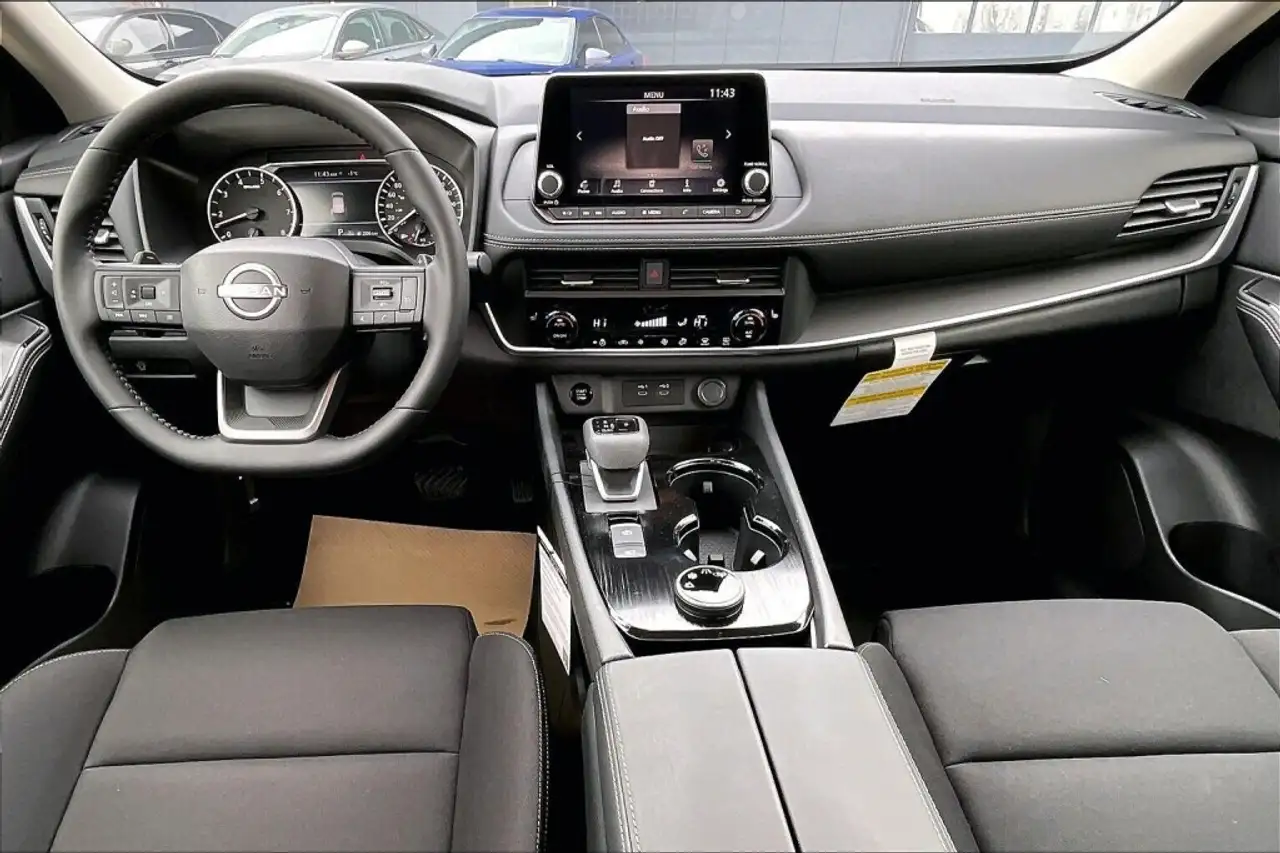 Nissan Rogue снимка Nissan Rogue
