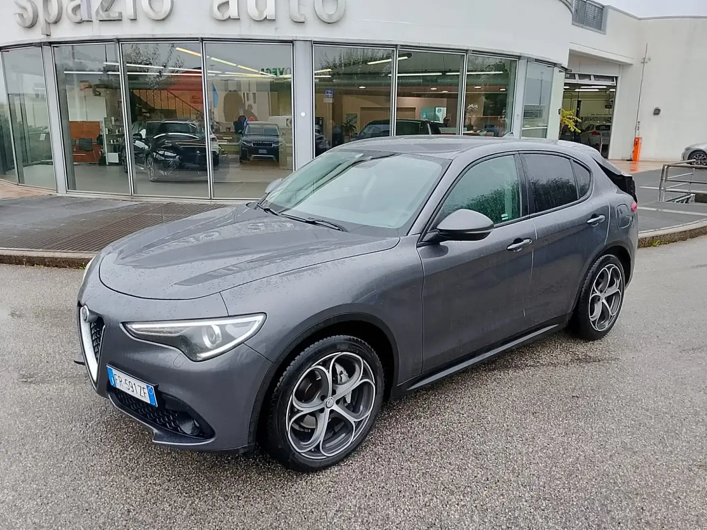 Alfa Romeo Stelvio Stelvio 2017 2.2 t Business Q4 180cv auto Grigio - 1