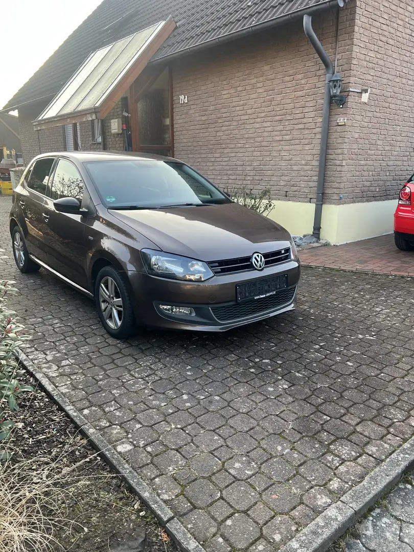 Volkswagen Polo 1.2 MATCH, TÜV Neu , 1.Hand, Scheckheft gepflegt Braun - 2