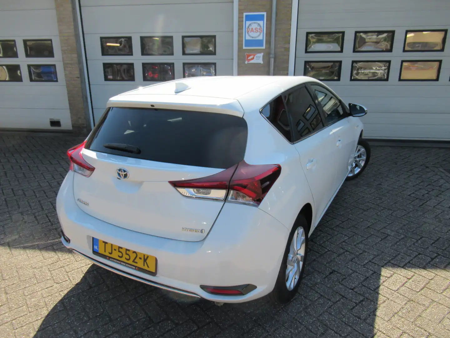 Toyota Auris 1.8 Hybrid Dynamic Go PARELMOERLAK Blanc - 2