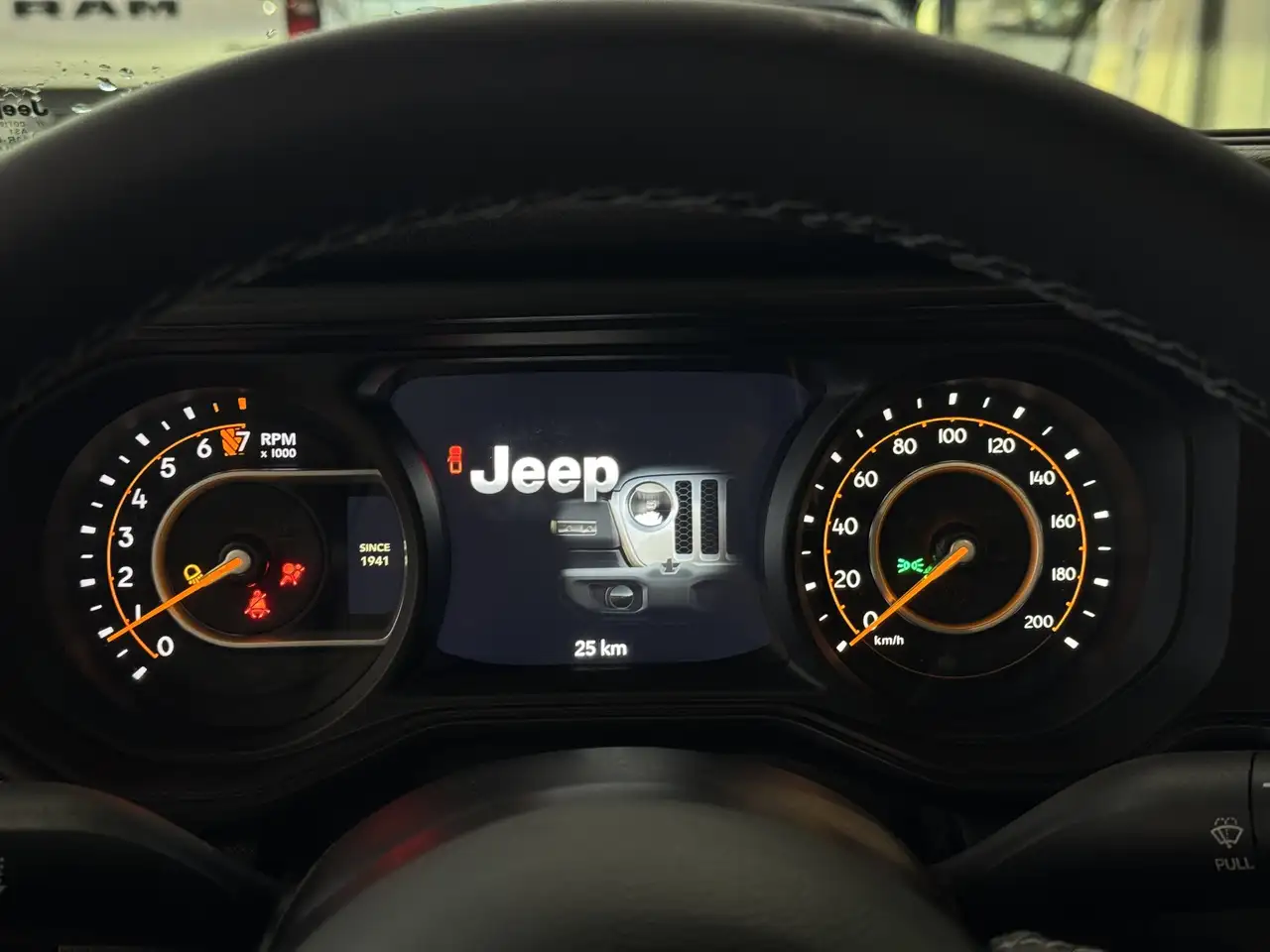Jeep Gladiator снимка Jeep Gladiator