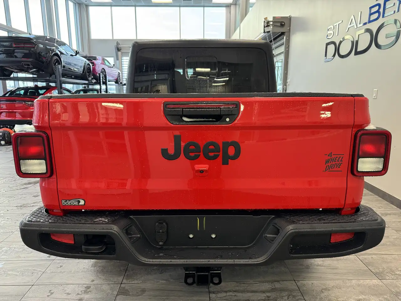Jeep Gladiator снимка Jeep Gladiator