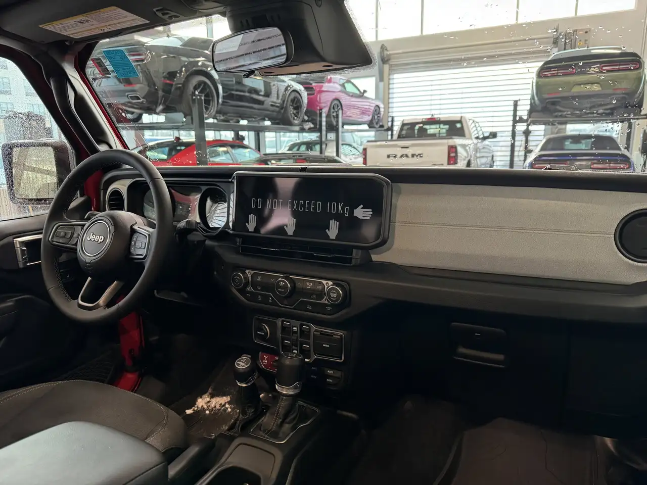 Jeep Gladiator снимка Jeep Gladiator