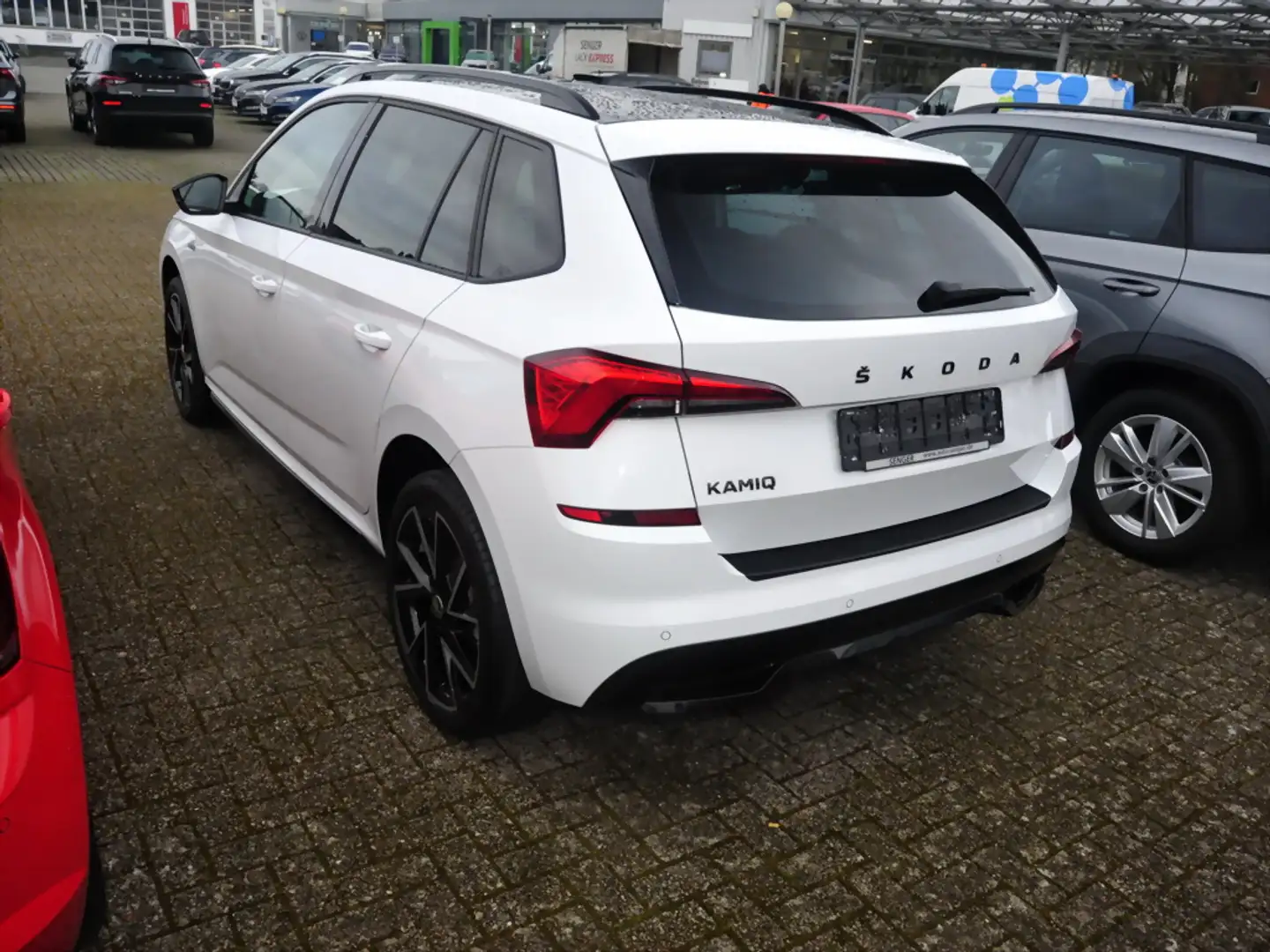 Skoda Kamiq 1.5 TSI Monte Carlo Panorama AHK LED DCC Bianco - 2