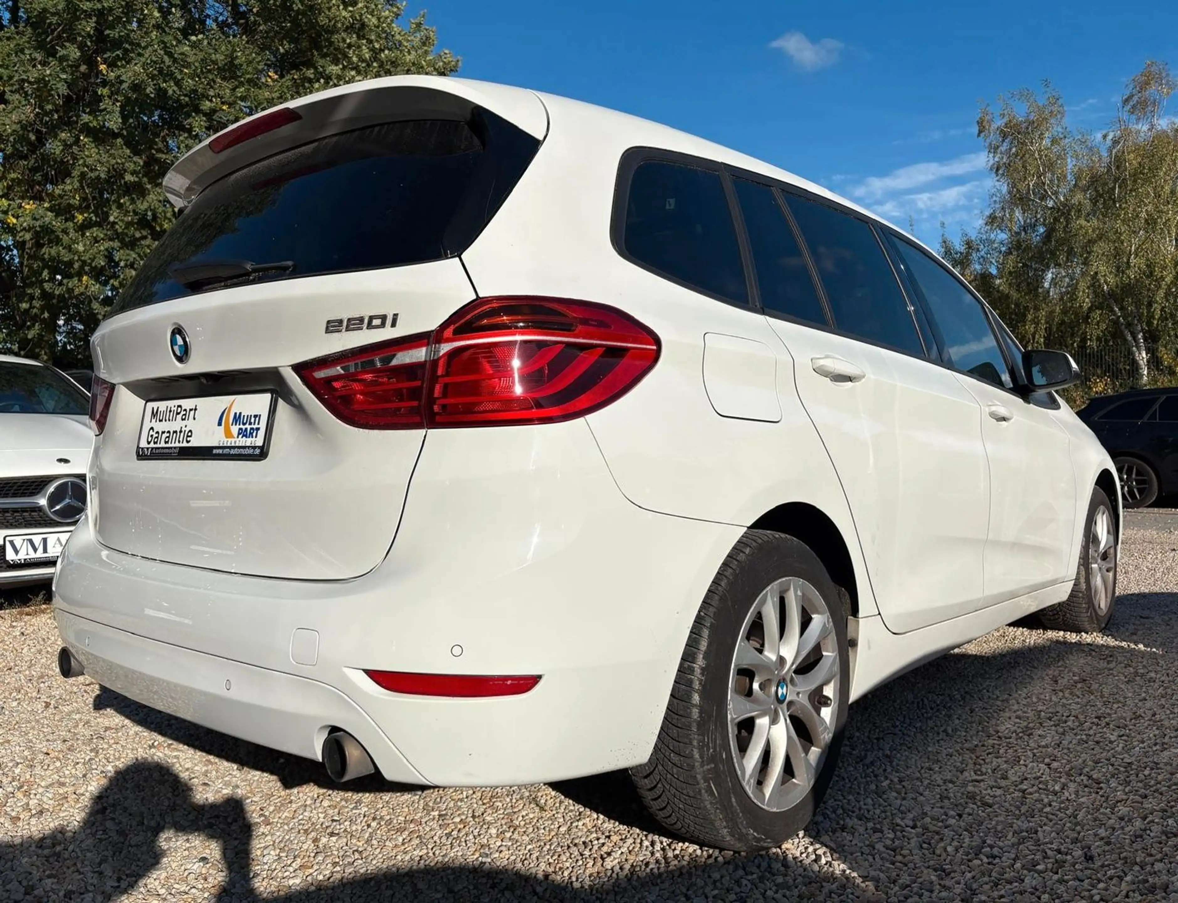 BMW 220 i Gran Tourer Pano*Tempo*SitzHz.*Navi*7Sitz — photo 4