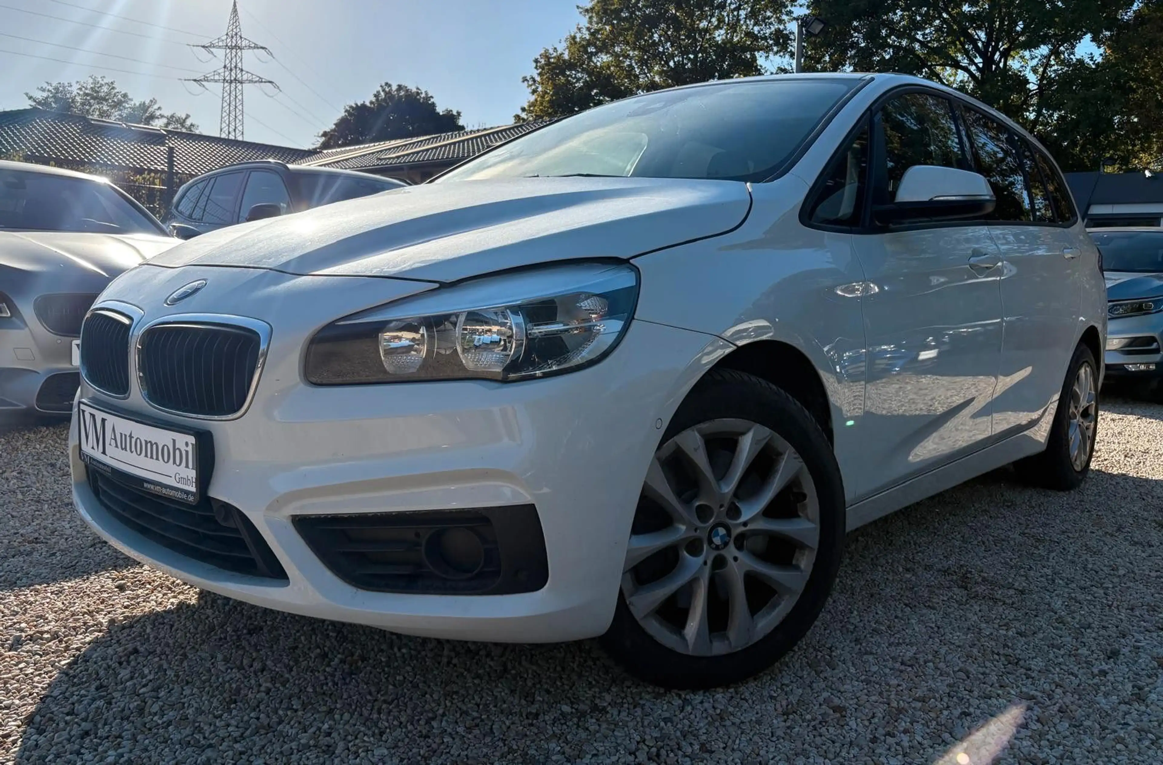 BMW 220 i Gran Tourer Pano*Tempo*SitzHz.*Navi*7Sitz