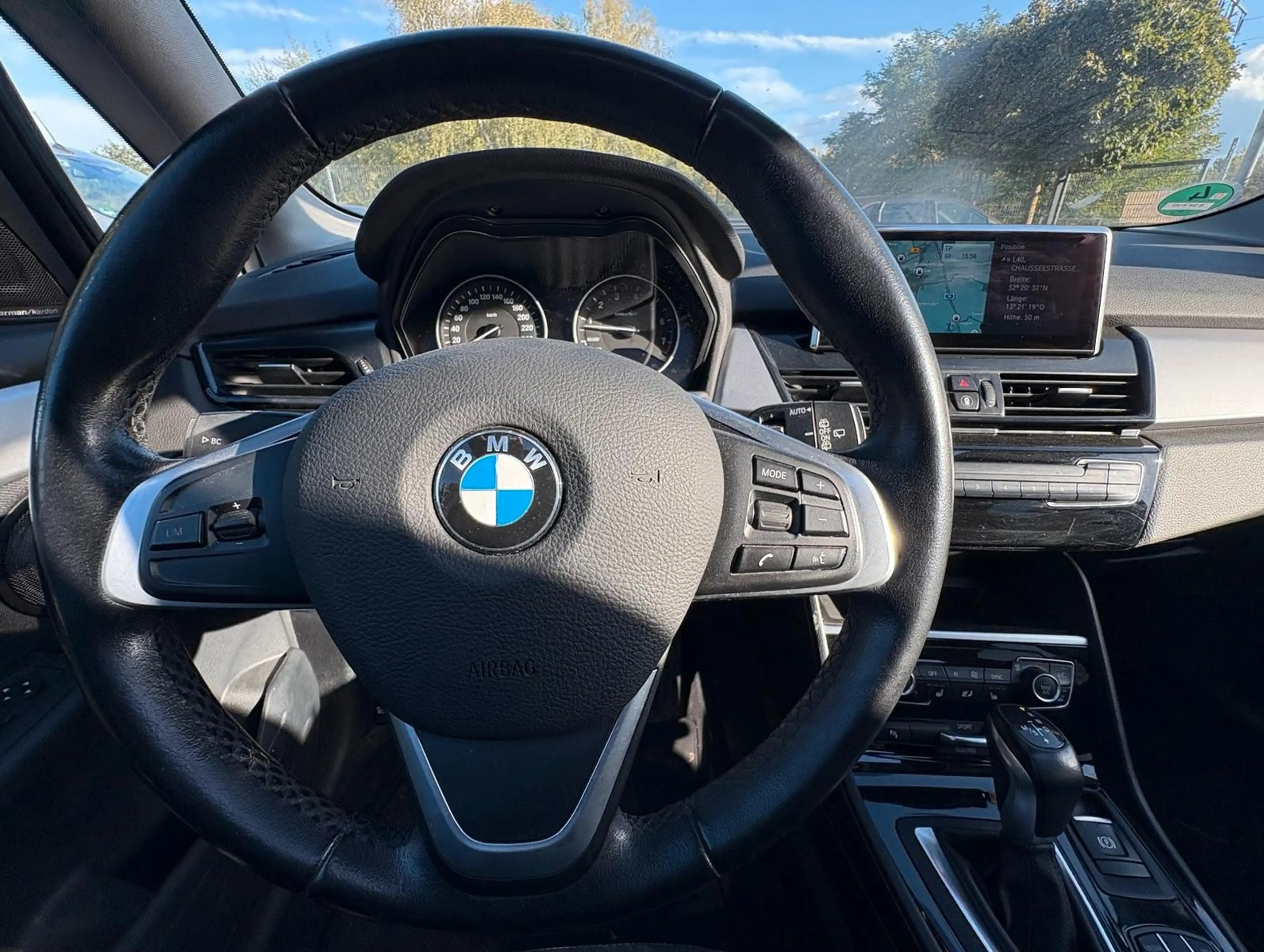 BMW 220 i Gran Tourer Pano*Tempo*SitzHz.*Navi*7Sitz — photo 11