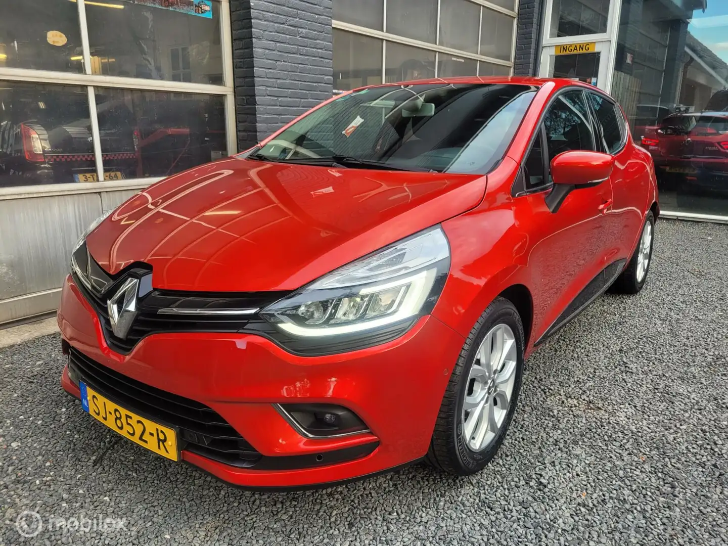 Renault Clio 0.9 TCe | LED | CRUISE | NAV | CAMERA | PDC | Червоний - 1