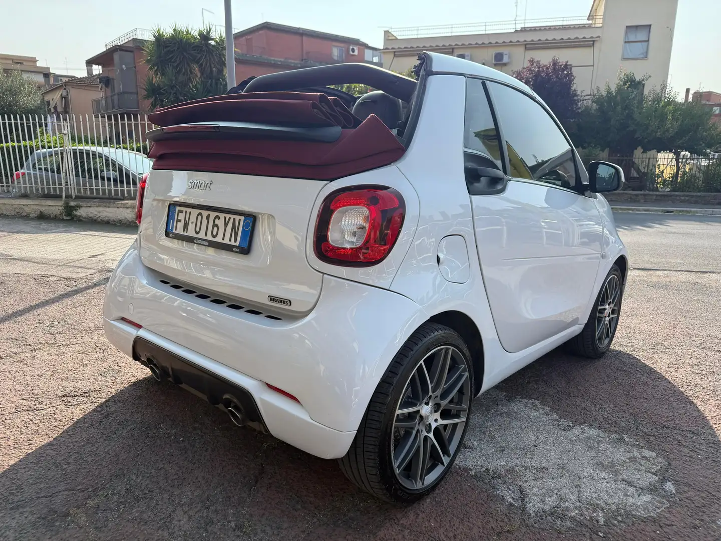 smart forTwo CABRIO 71cv *ALLESTIMENTO BRABUS Bianco - 1