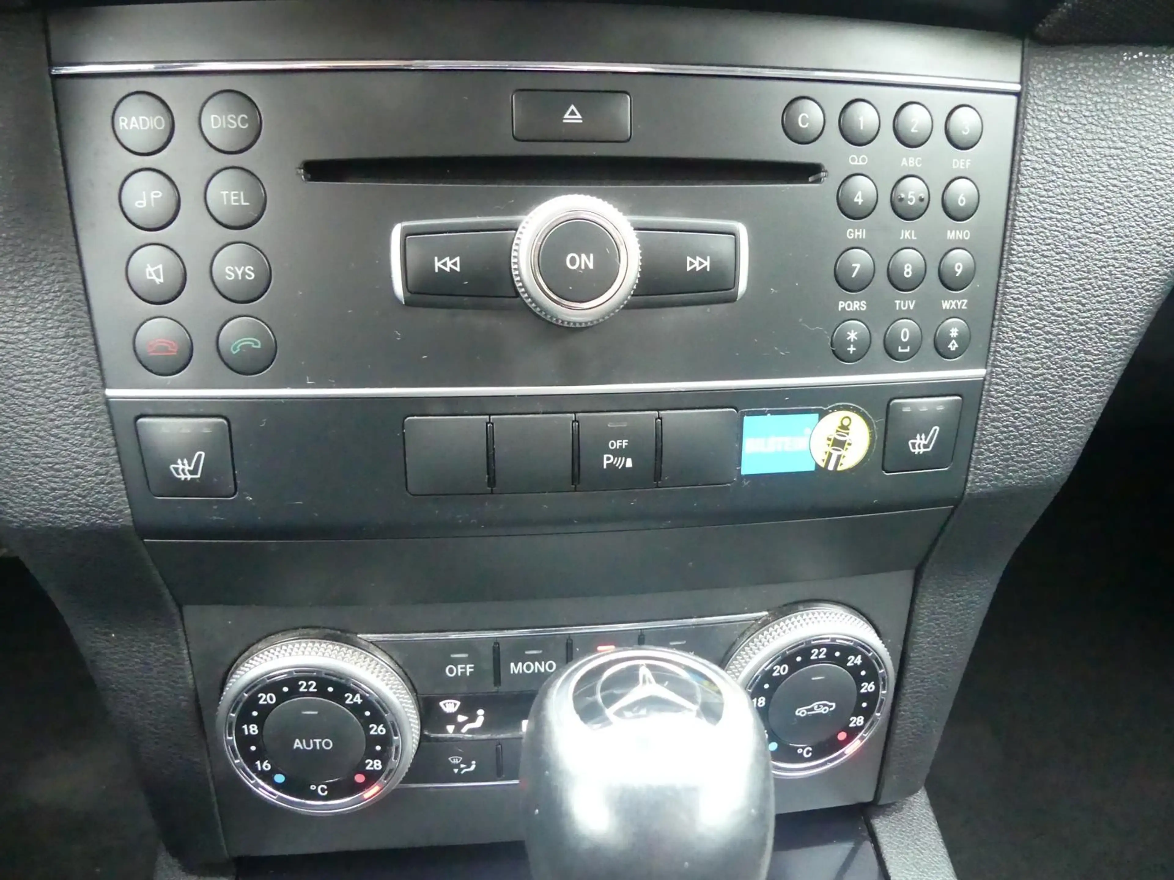 Mercedes-Benz GLK 220 CDI*4Matic*Klima*Sitzhzg*PDC*Xenon — photo 15