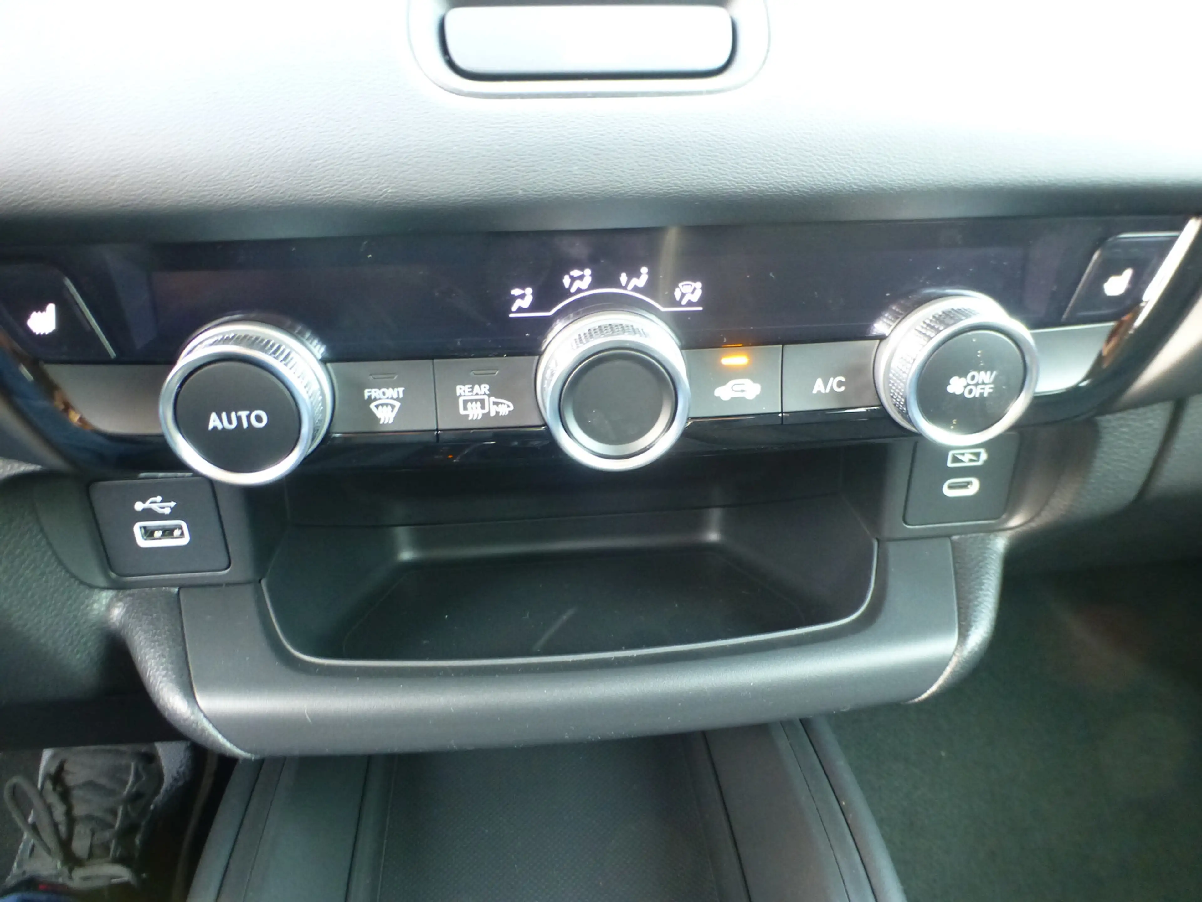 Honda HR-V 1,5 e:HEV Elegance 8 Jahre Garantie — photo 10