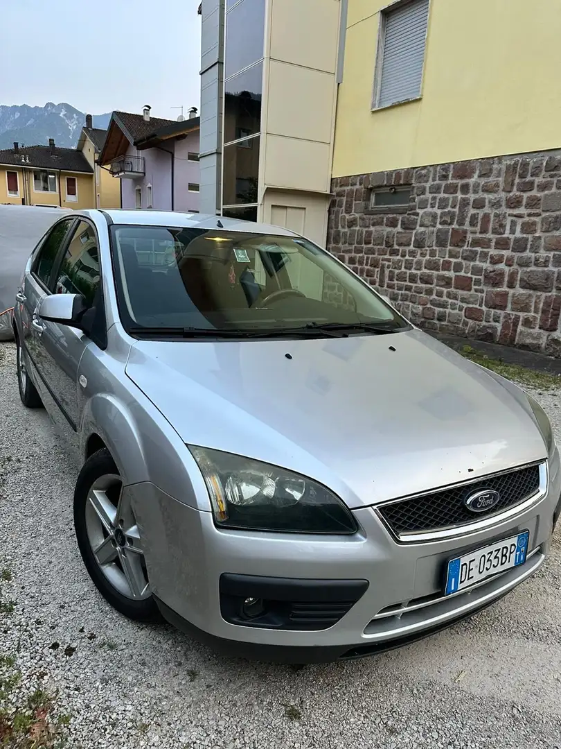 Ford Focus 5p 1.6 tdci 90cv - 2
