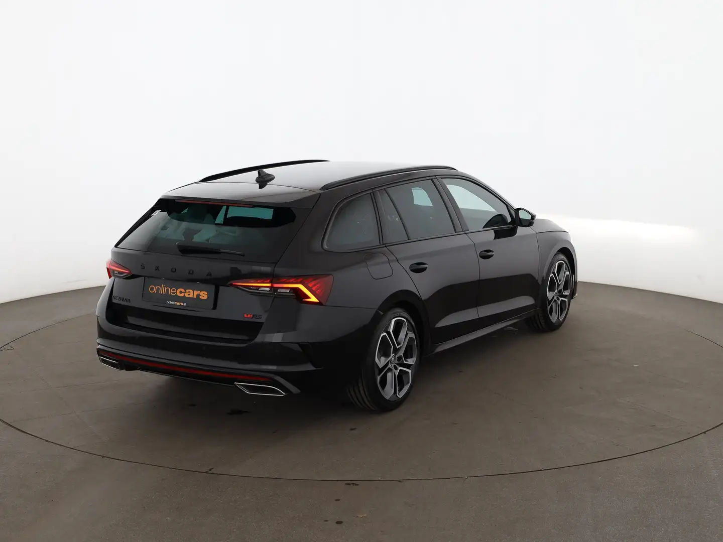 Skoda Octavia Combi 2.0 TDI RS Aut MATRIX HEAD-UP NAVI Schwarz - 2