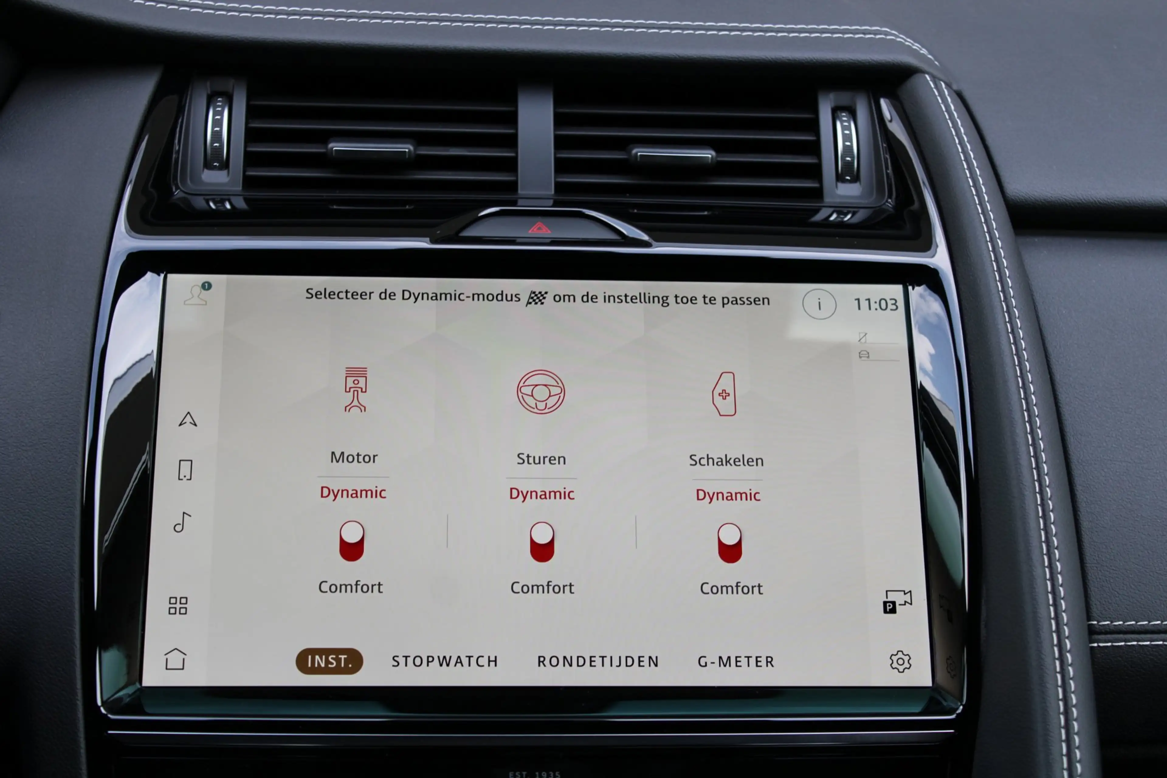 Jaguar E-Pace 1.5 P300e AWD R-Dynamic HSE | panoramadak | meridi — photo 37