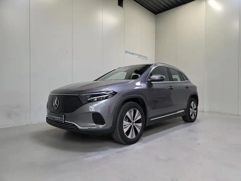 MERCEDES-BENZ Eqa