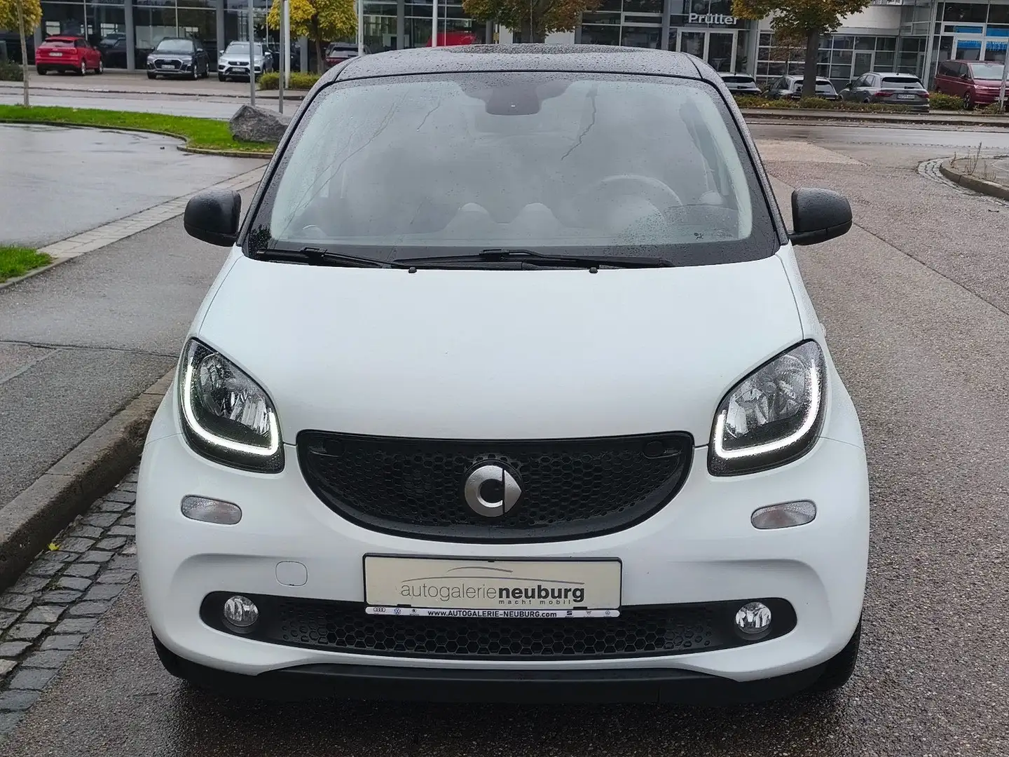 smart forFour FORFOUR BASIS 66kW | PANO | PDC | TEMPOMAT Noir - 2
