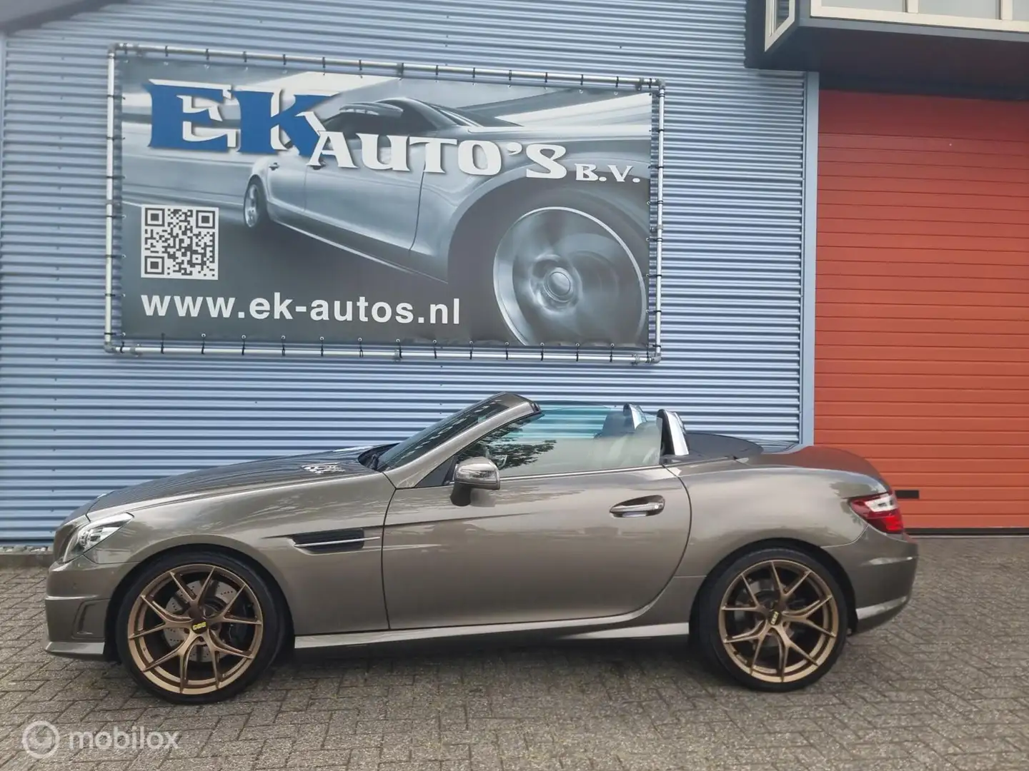 Mercedes-Benz SLK 250 AMG Aut. Apple/Android. Topstaat !! Grau - 2