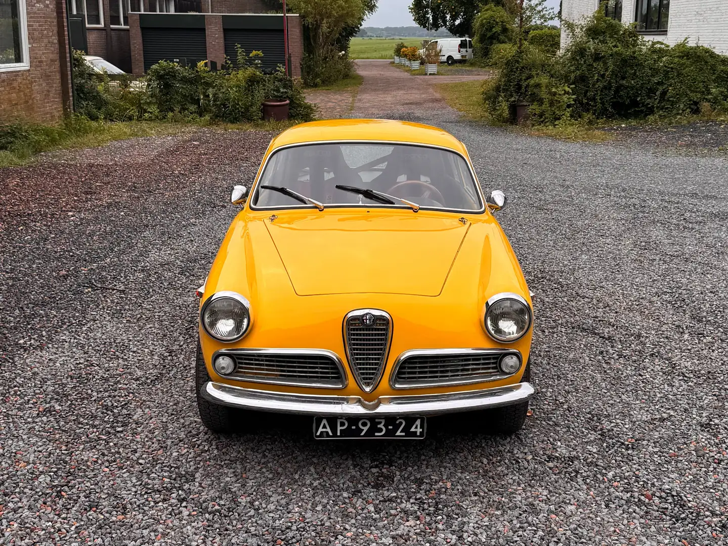 Alfa Romeo Giulietta Sprint Veloce Jaune - 1
