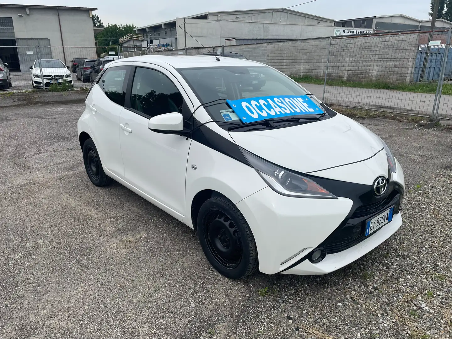 Toyota Aygo Aygo II 2014 5p 1.0 x-cool Bianco - 1