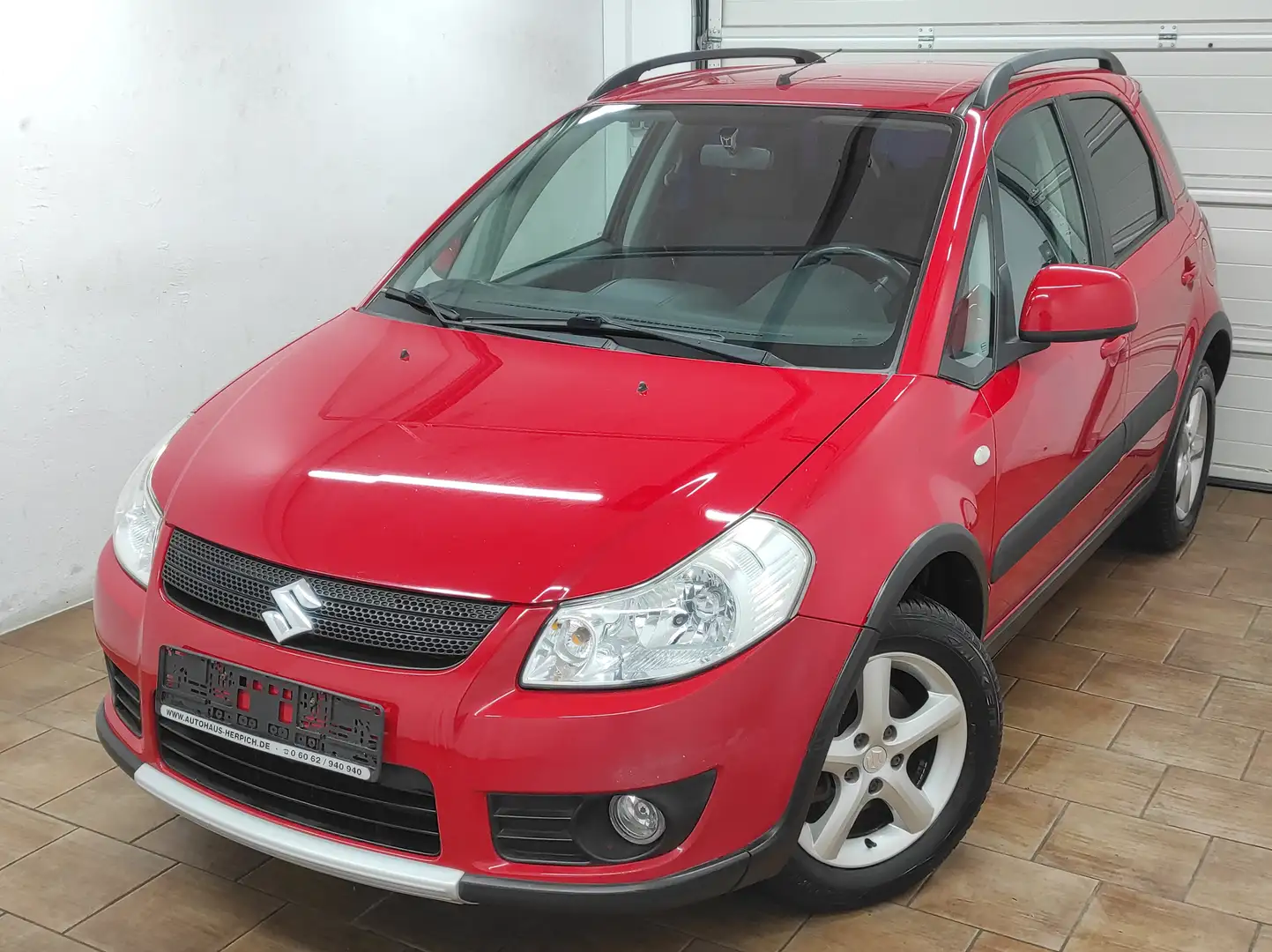 Suzuki SX4 NAVI KLIMAA SHZ BC ISOFIX ESP EURO-4 ALLWETTER ABS Rot - 2
