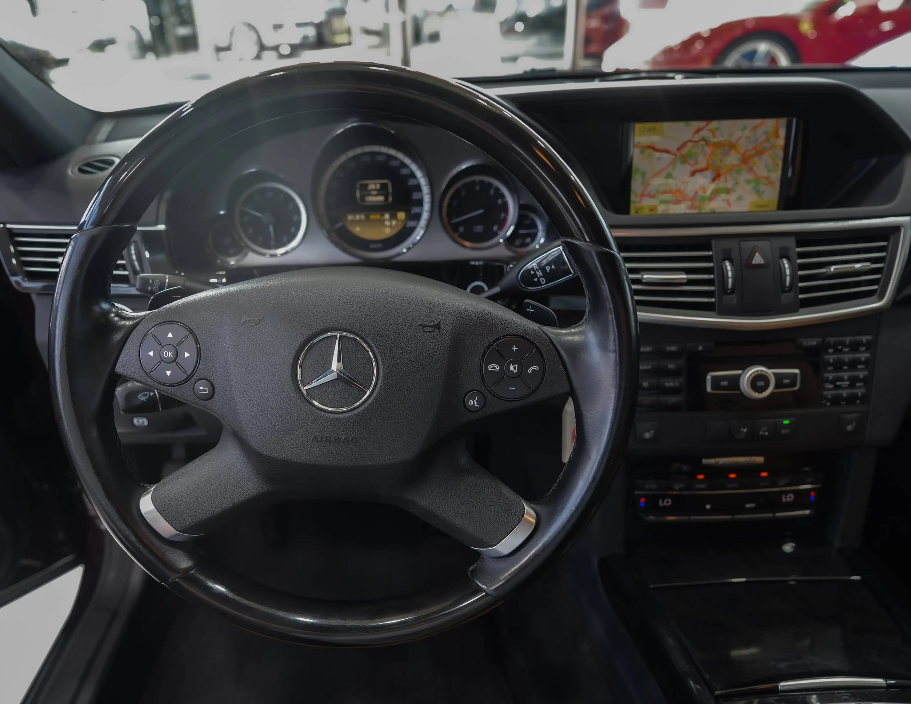 Mercedes-Benz E 250 T-Modell BlueEfficiency*SPORT-PAKET*LUFT.F — photo 13