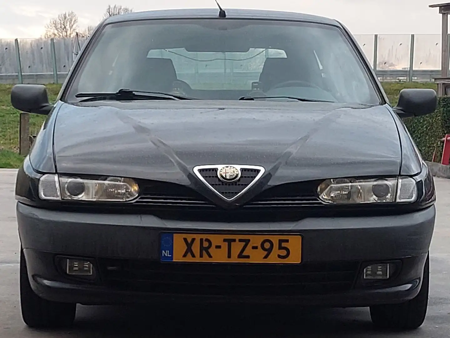 Alfa Romeo 147 147 1.6-16V T.Spark L Zwart - 2