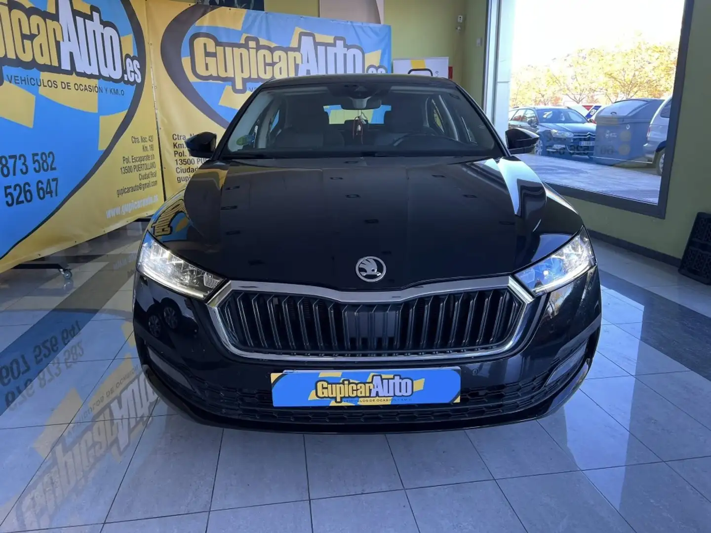 Skoda Octavia 1.5 TSI MHEV Style DSG Negro - 2