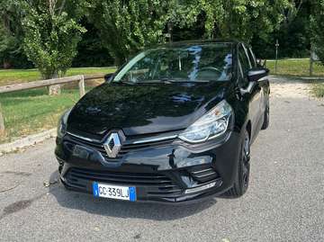 Clio 1.2 16v Business 75cv