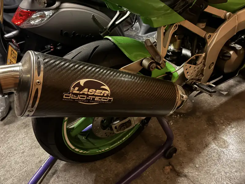 Kawasaki Ninja ZX-6R - foto 6