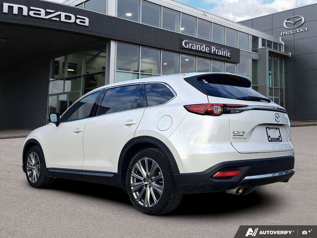 2023 Mazda CX-9 Signature — снимка 1