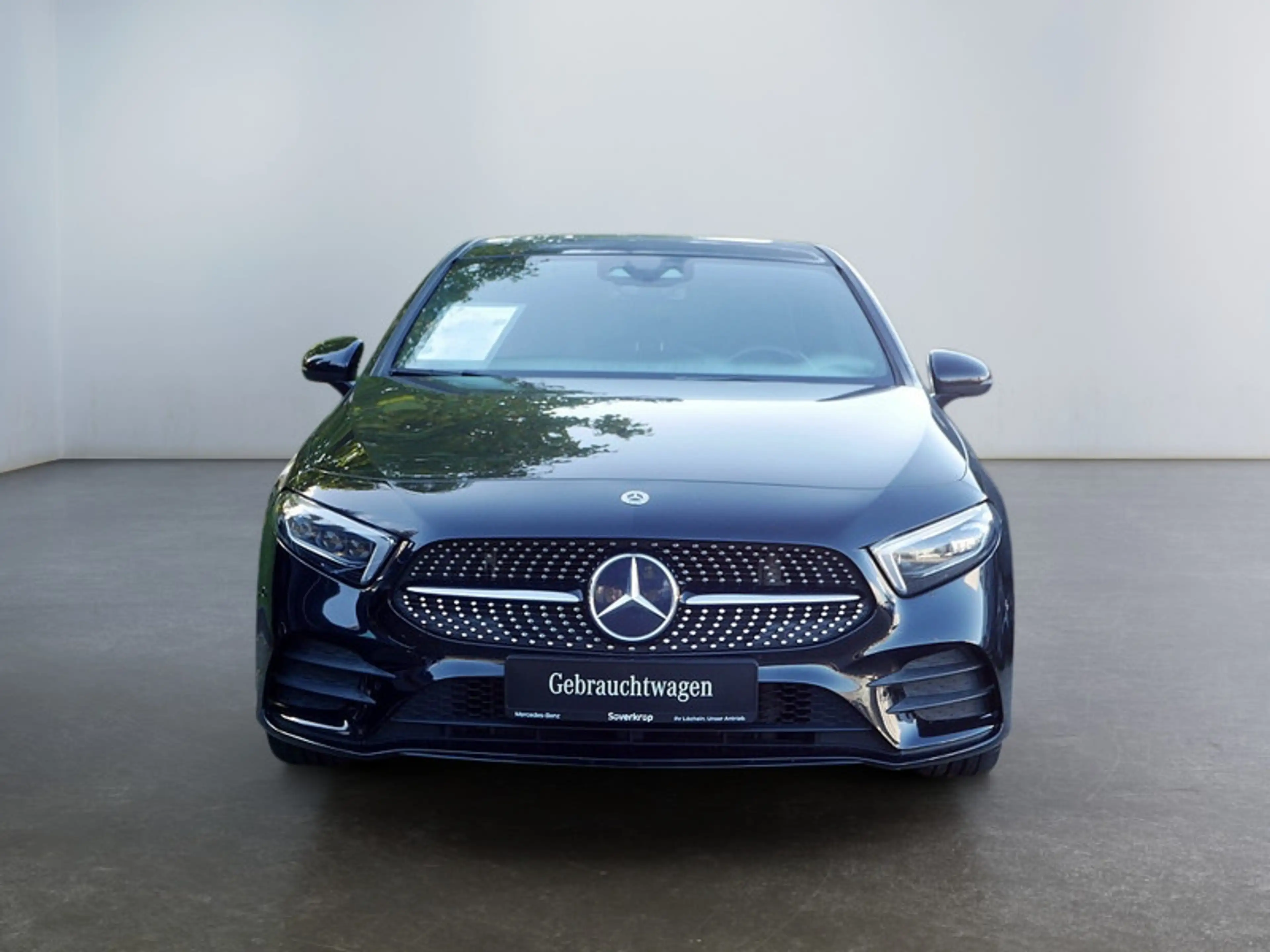 Mercedes-Benz A 250 4M AMG BURM NIGHT PREMIUM MULTI DISTR PANO — photo 3