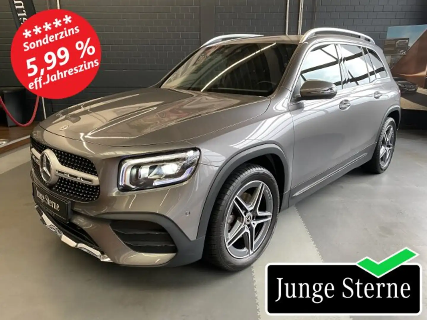 Mercedes-Benz GLB 200 GLB 200 AMG LED MBUX Sitzh. Parkpilot Ambiente Grijs - 1