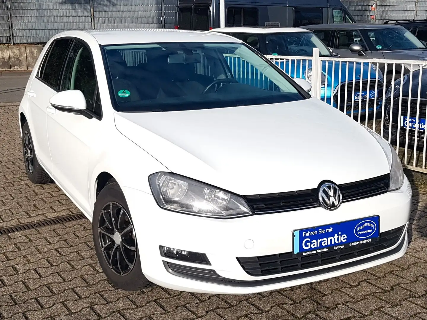 Volkswagen Golf 1.2 TSI Trendline 5-türig Klima Alu Weiß - 1