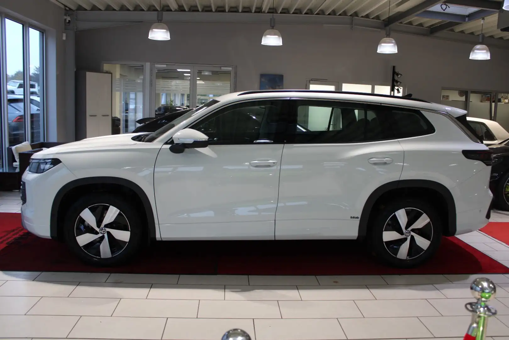 Volkswagen Tayron 1.5 eTSI Life Weiß - 2