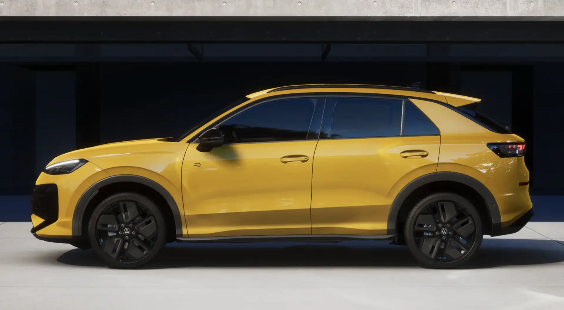 Volkswagen T-Roc T-Roc 1.5 eTSI DSG R-Line +BLACK-STYLE+CAM+ACC+ Jaune - 2