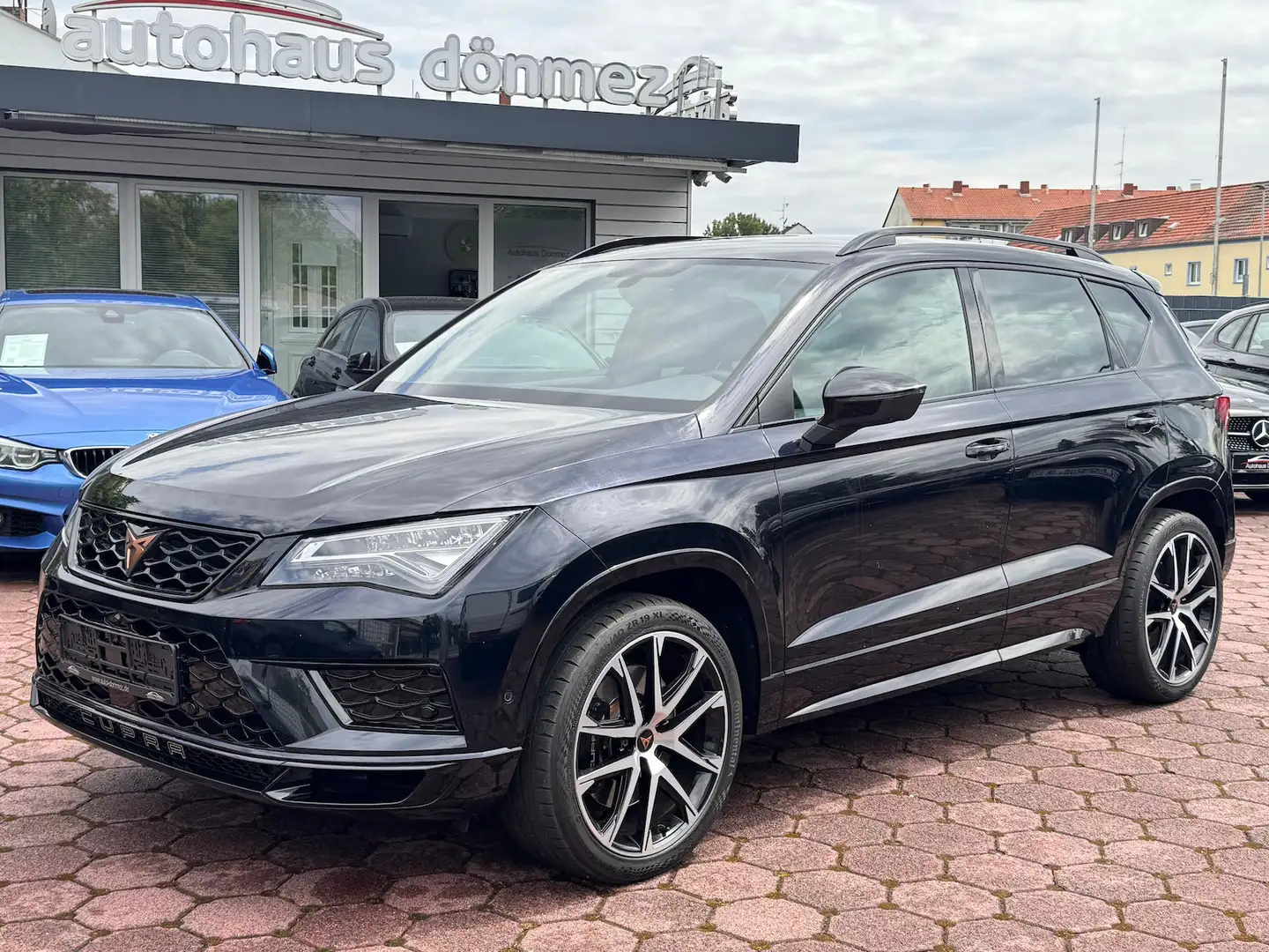 CUPRA Ateca 4Drive Black Pack AUT NAVI LED 360 CARPLAY Schwarz - 1