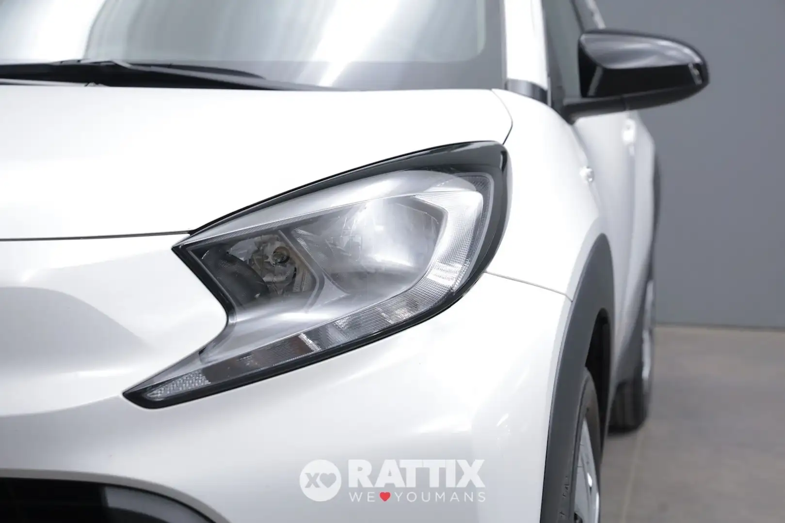 Toyota Aygo X 1.0 72CV Active Bianco - 2