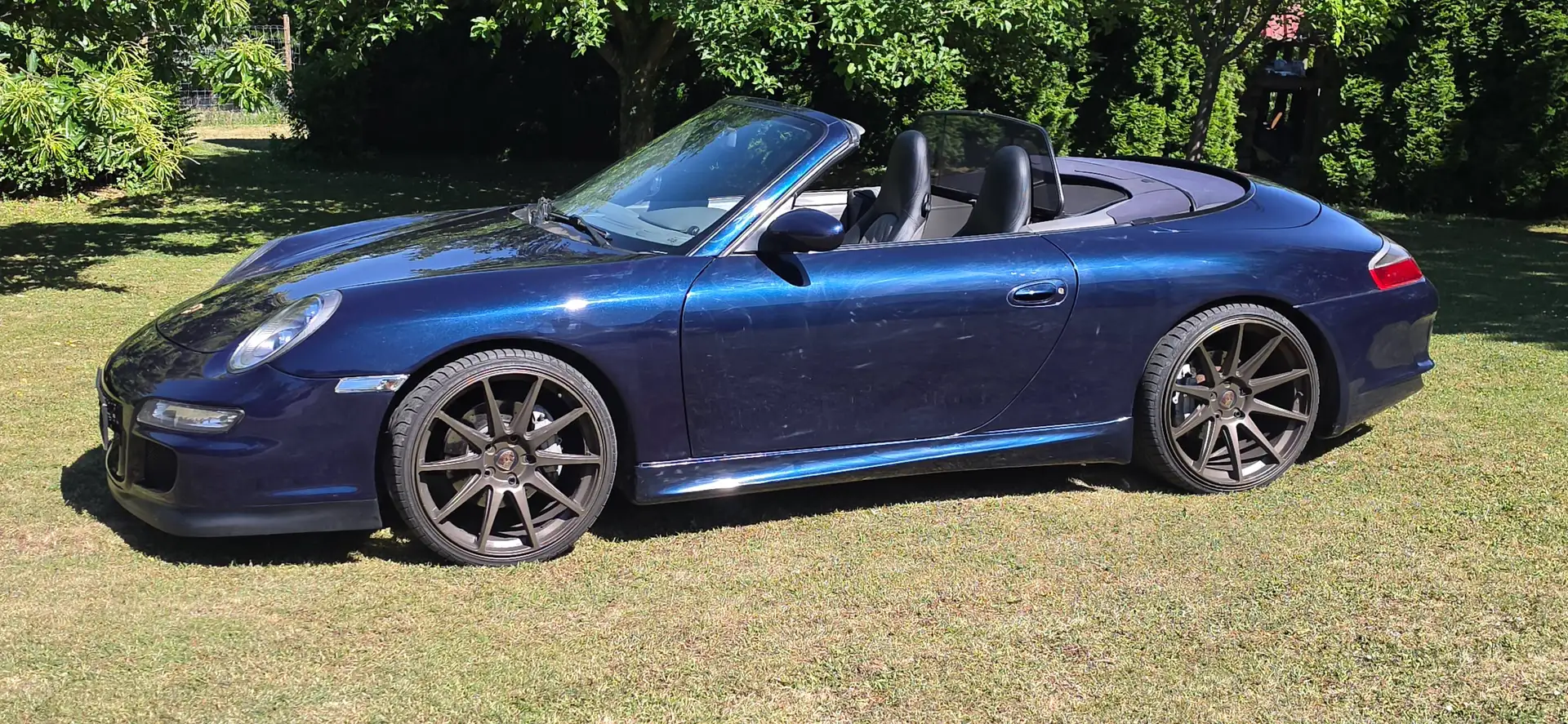 Porsche 911 911 Carrera 4 Cabrio Limited Edition Blau - 1