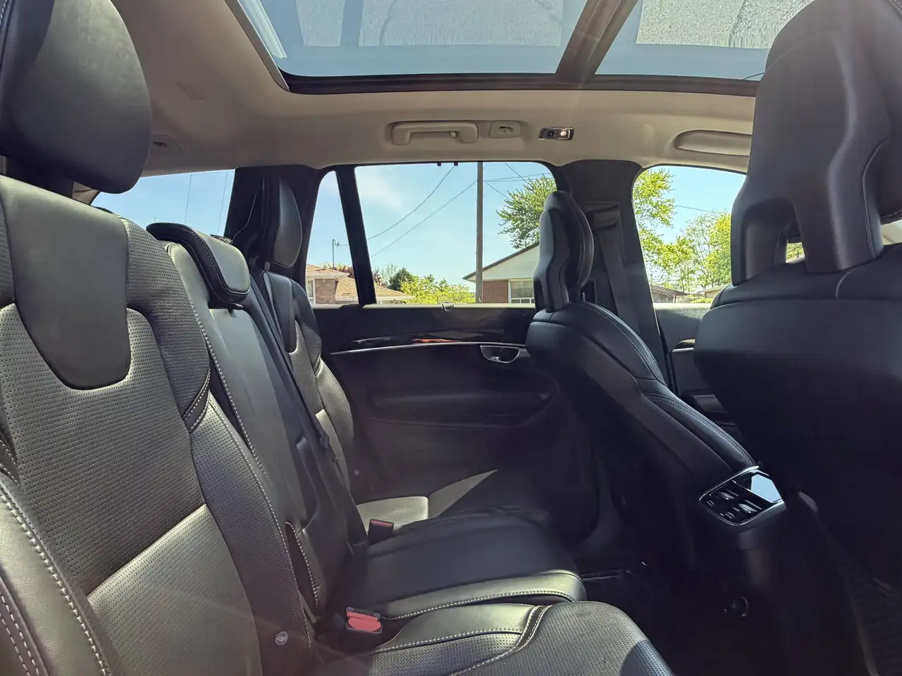 Volvo XC90 снимка Volvo XC90