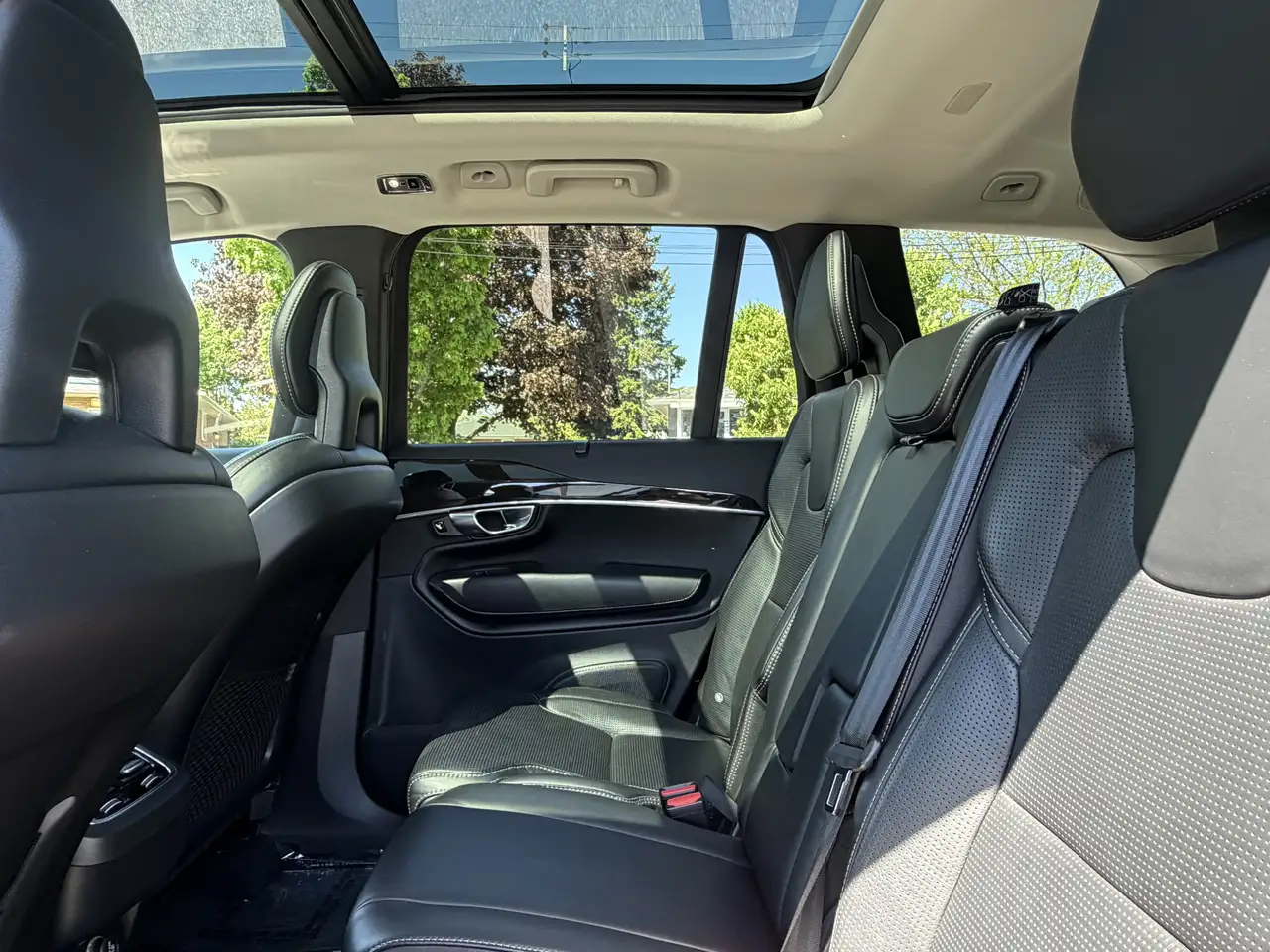 Volvo XC90 снимка Volvo XC90