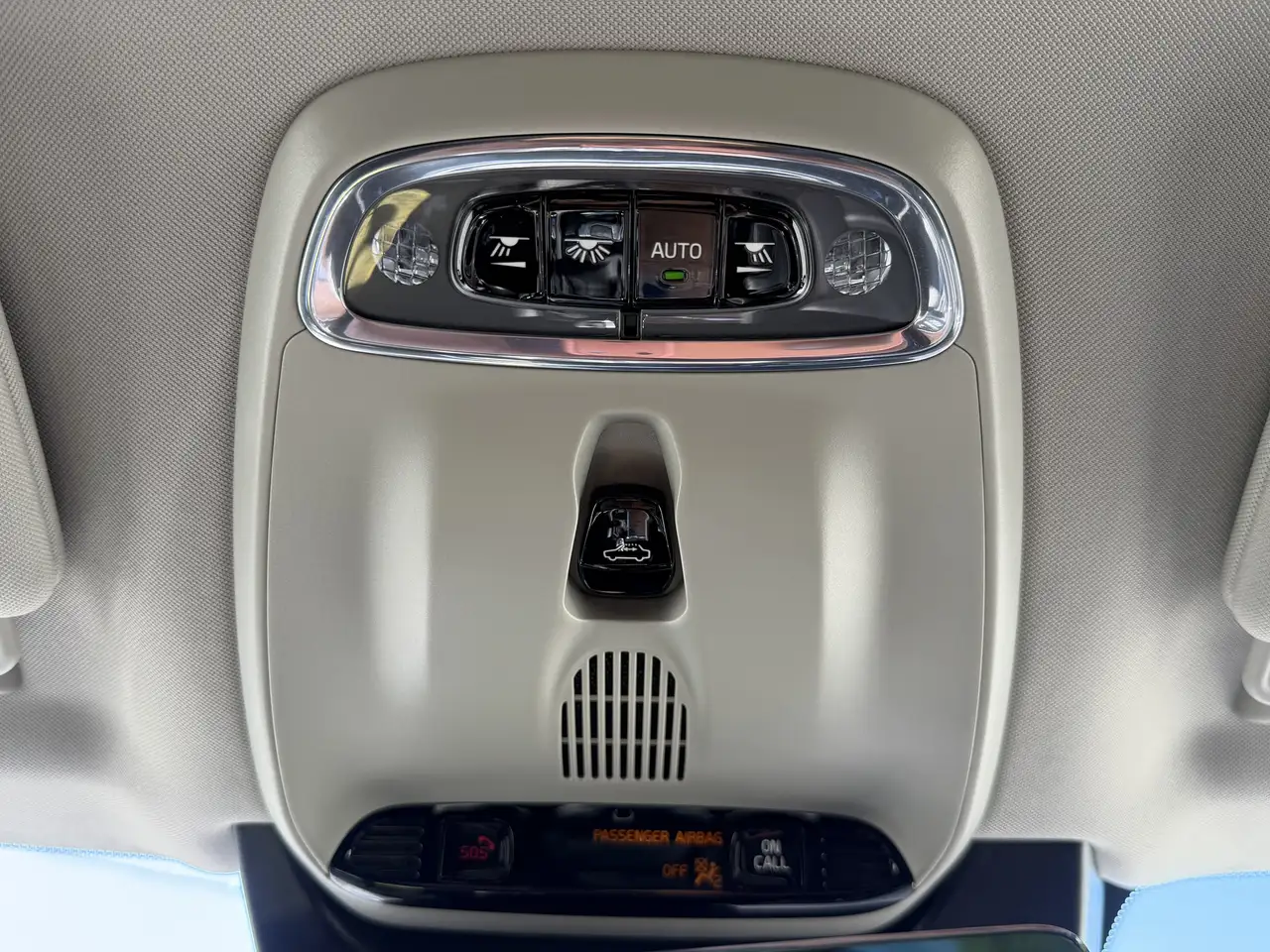 Volvo XC90 снимка Volvo XC90