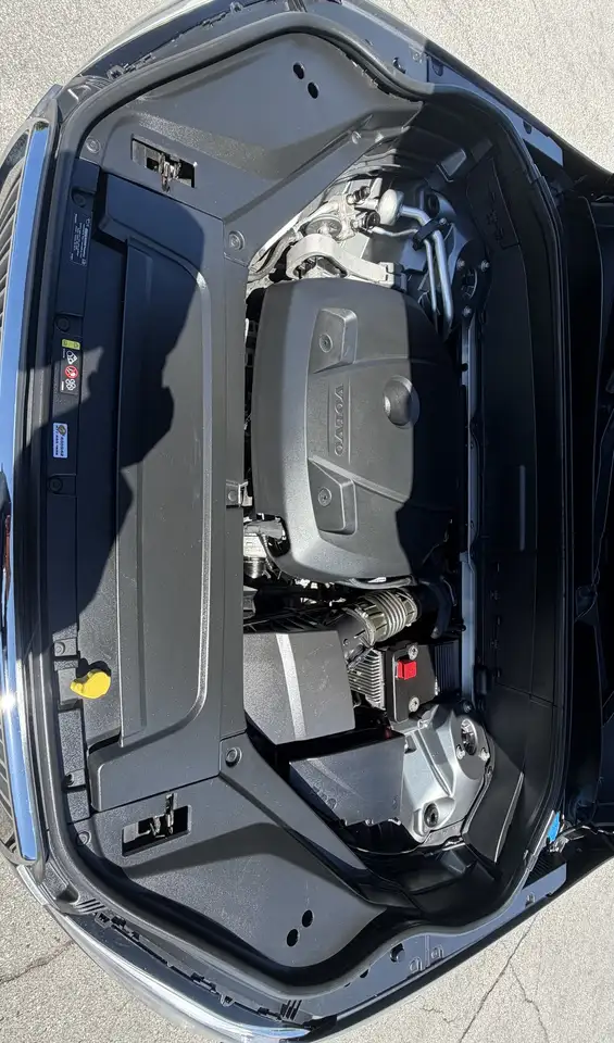 Volvo XC90 снимка Volvo XC90