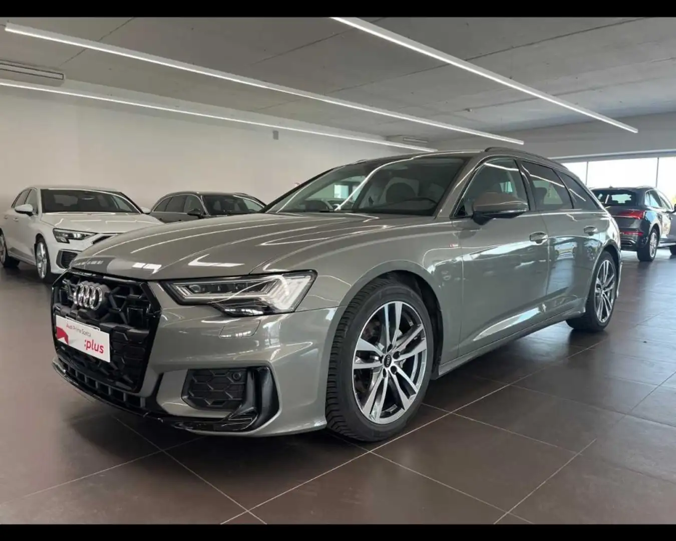 Audi A6 Avant 40 2.0 TDI quattro ultra S tronic S line ed Gris - 1