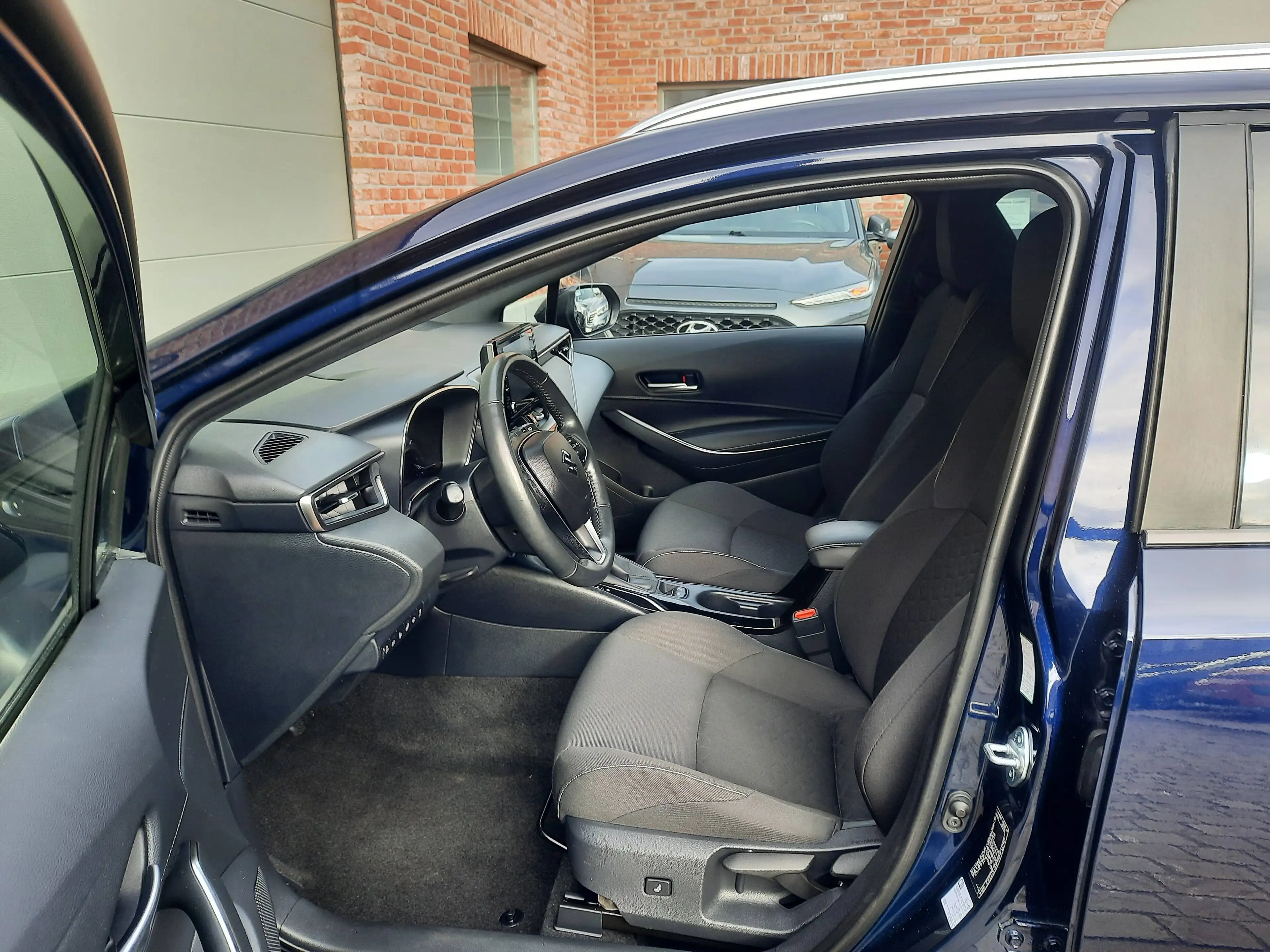 Suzuki Swace Swace 1.8 Hybrid CVT GL — photo 9