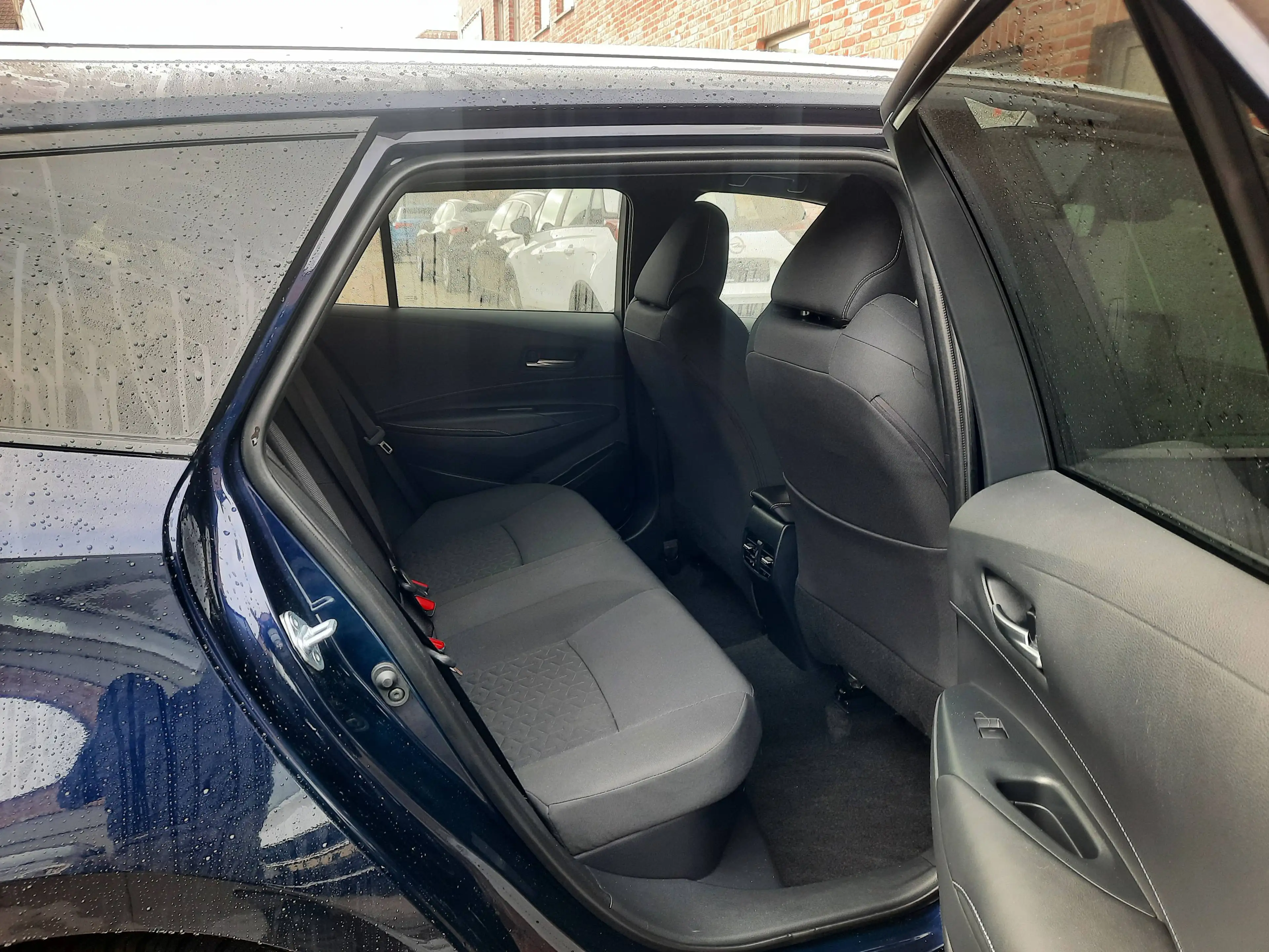Suzuki Swace Swace 1.8 Hybrid CVT GL — photo 14
