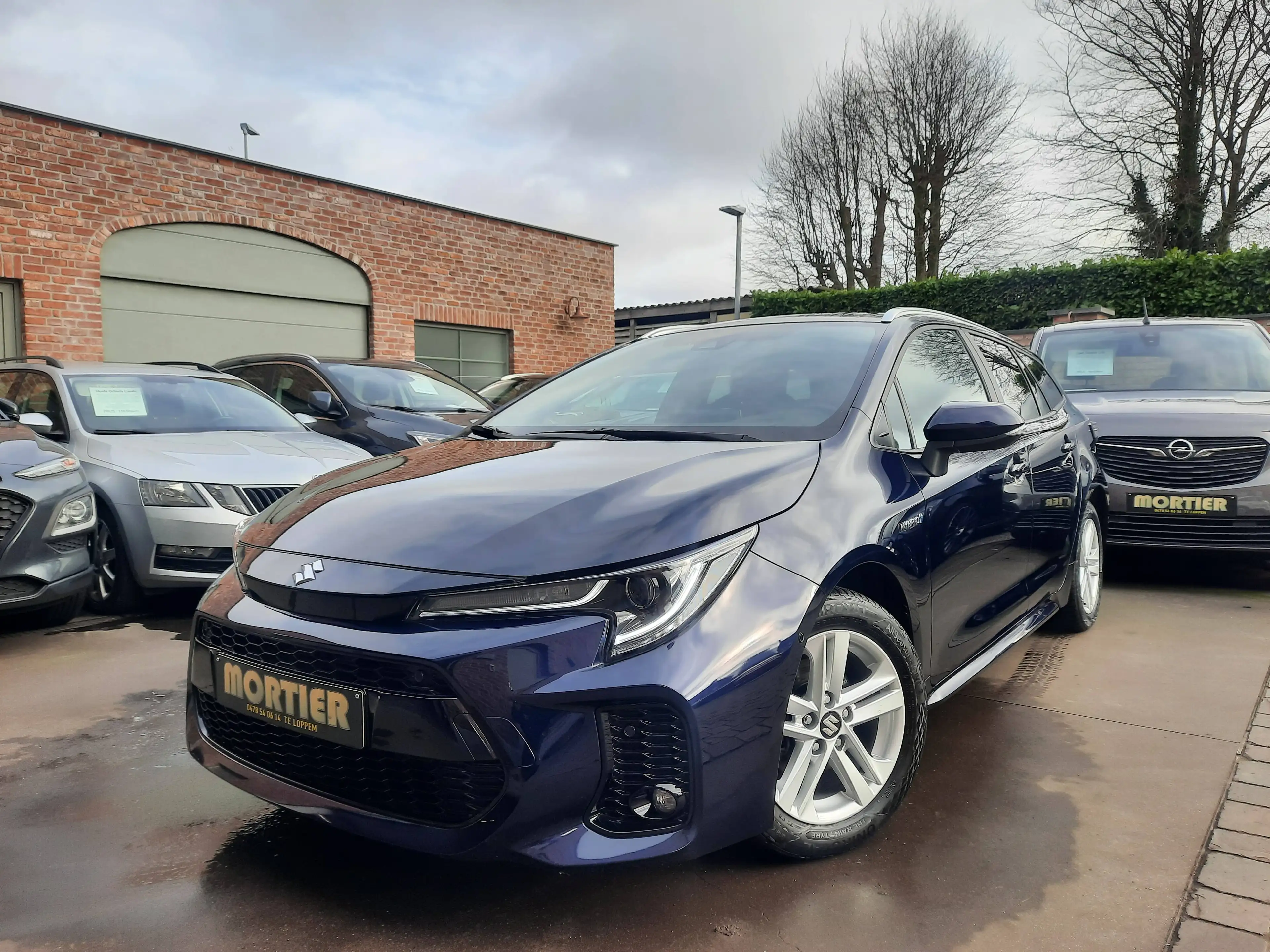 Suzuki Swace Swace 1.8 Hybrid CVT GL — photo 2