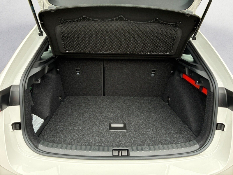 Skoda Scala Selection 1,0 TSI 6-Gang-Schaltgetriebe — photo 10