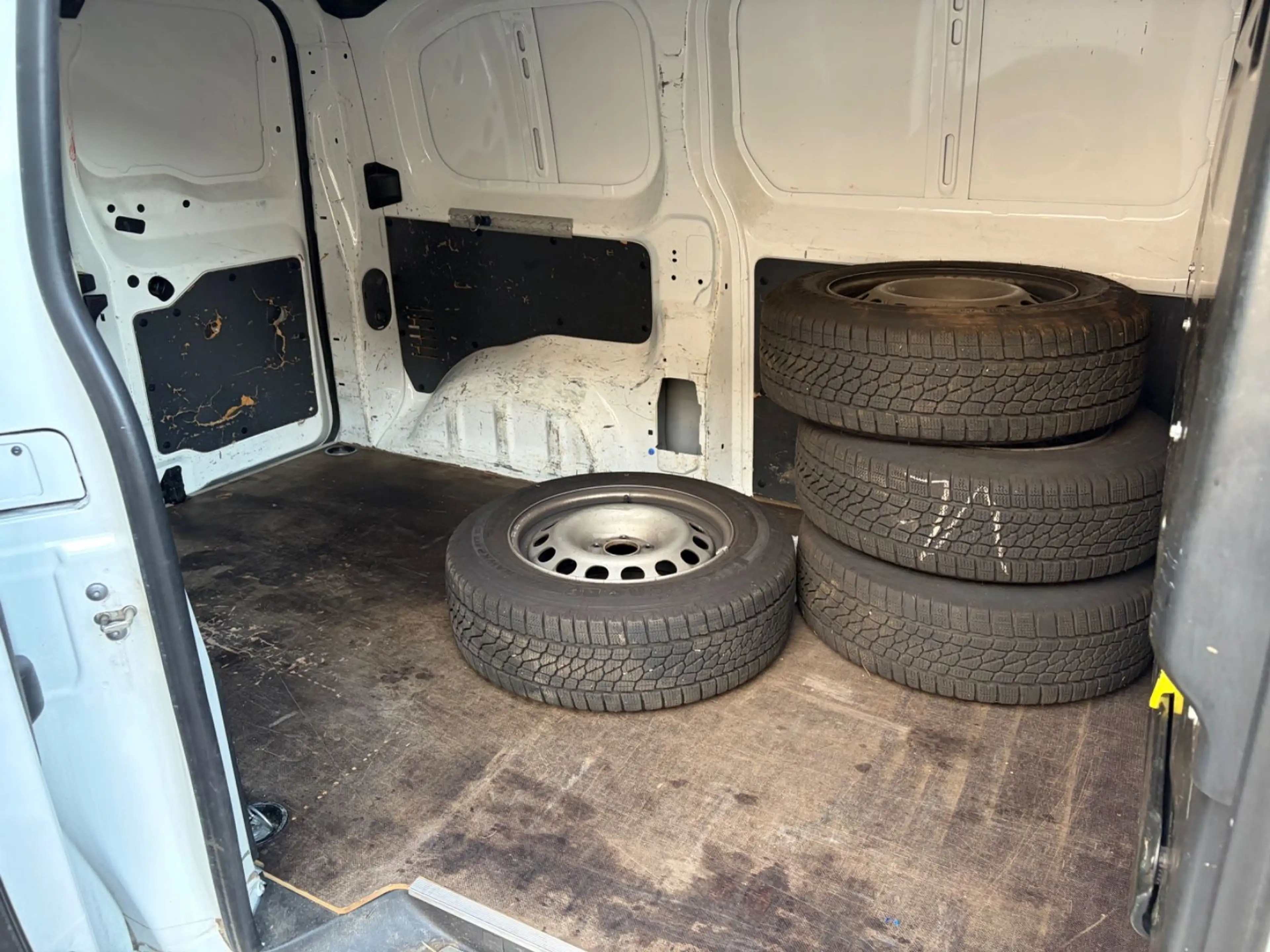 Peugeot Expert 1.5 BLUE HDI 120 *PDC Klima 1.Hand* — photo 12
