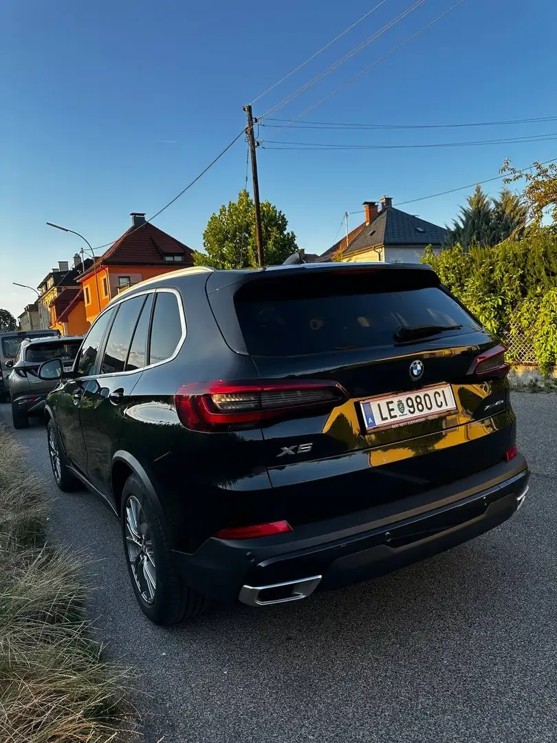 BMW X5 X5 xDrive45e PHEV Aut. Schwarz - 2